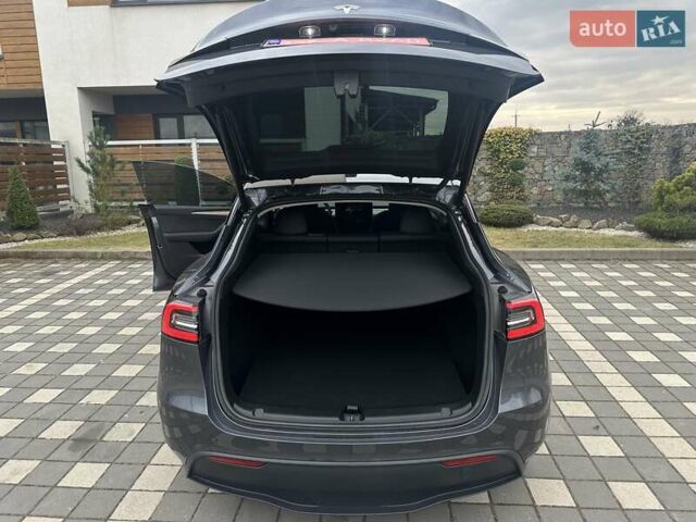 Серый Тесла Model Y, объемом двигателя 0 л и пробегом 7 тыс. км за 29950 $, фото 25 на Automoto.ua
