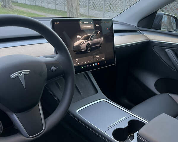 Серый Тесла Model Y, объемом двигателя 0 л и пробегом 11 тыс. км за 28400 $, фото 61 на Automoto.ua