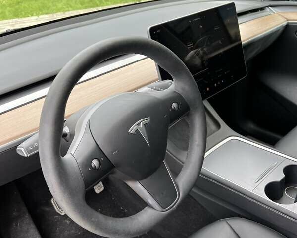 Тесла Model Y 2023 в Тячеве на Automoto.ua Серый Тесла Model Y, объемом двигателя 0 л и пробегом 32 тыс. км за 26700 $, фото 21 на Automoto.ua