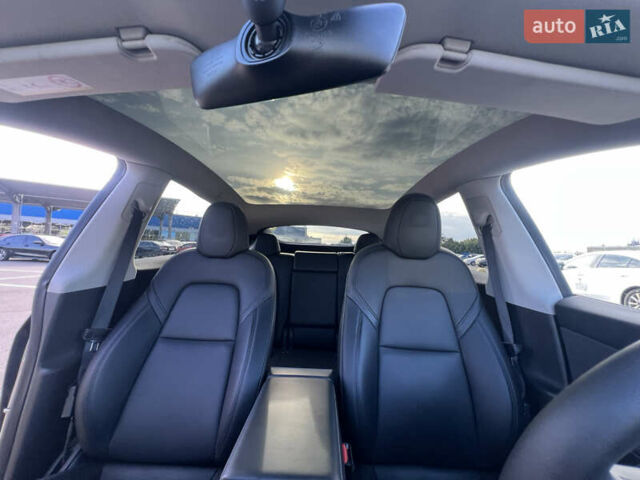 Сірий Тесла Model Y, об'ємом двигуна 0 л та пробігом 35 тис. км за 36500 $, фото 13 на Automoto.ua