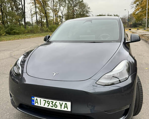 Тесла Model Y 2023 в Белой Церкве на Automoto.ua Серый Тесла Model Y, объемом двигателя 0 л и пробегом 19 тыс. км за 26900 $, фото 1 на Automoto.ua