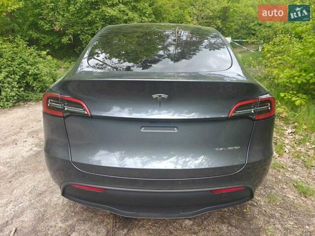 Серый Тесла Model Y, объемом двигателя 0 л и пробегом 17 тыс. км за 28777 $, фото 11 на Automoto.ua