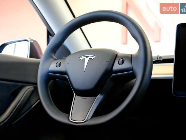 Серый Тесла Model Y, объемом двигателя 0 л и пробегом 42 тыс. км за 23900 $, фото 55 на Automoto.ua