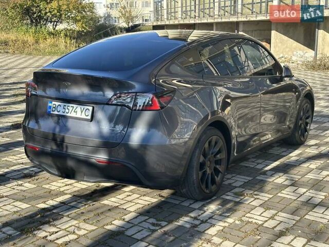 Серый Тесла Model Y, объемом двигателя 0 л и пробегом 35 тыс. км за 26700 $, фото 6 на Automoto.ua