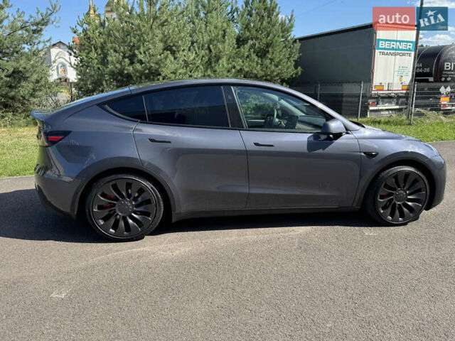 Серый Тесла Model Y, объемом двигателя 0 л и пробегом 36 тыс. км за 29900 $, фото 3 на Automoto.ua