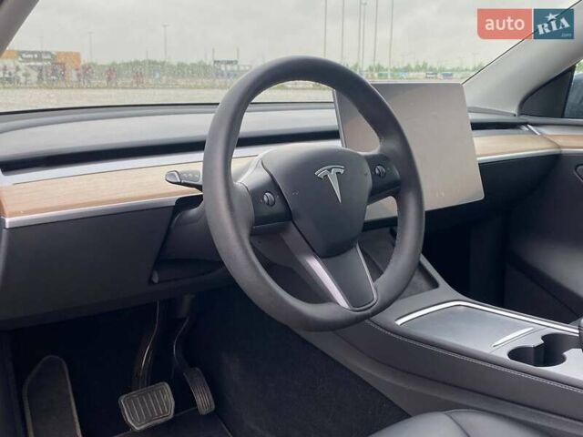 Сірий Тесла Model Y, об'ємом двигуна 0 л та пробігом 9 тис. км за 32490 $, фото 9 на Automoto.ua