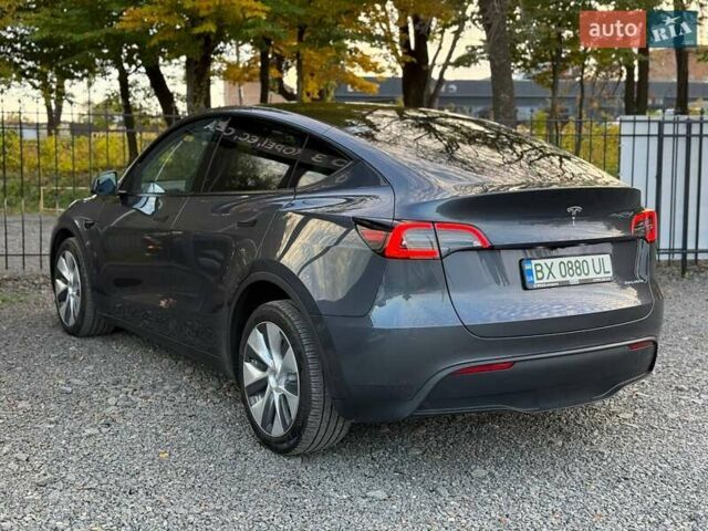 Сірий Тесла Model Y, об'ємом двигуна 0 л та пробігом 25 тис. км за 26900 $, фото 16 на Automoto.ua