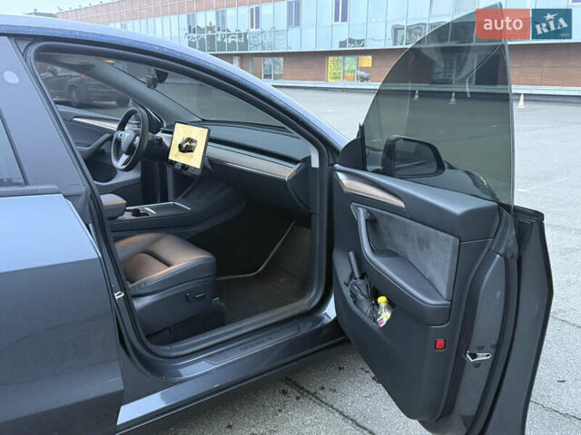 Сірий Тесла Model Y, об'ємом двигуна 0 л та пробігом 34 тис. км за 35000 $, фото 21 на Automoto.ua