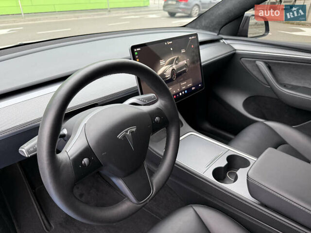 Сірий Тесла Model Y, об'ємом двигуна 0 л та пробігом 73 тис. км за 30000 $, фото 14 на Automoto.ua
