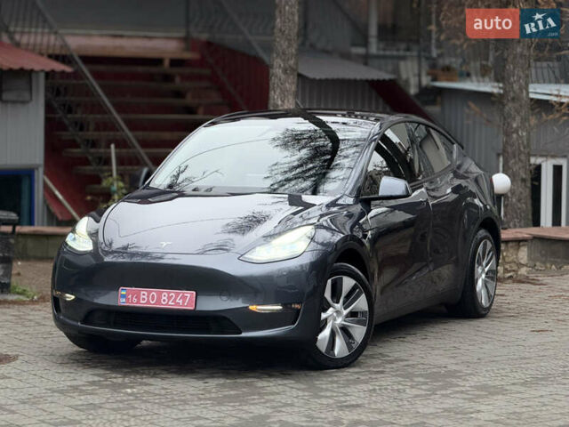 Сірий Тесла Model Y, об'ємом двигуна 0 л та пробігом 35 тис. км за 27999 $, фото 8 на Automoto.ua