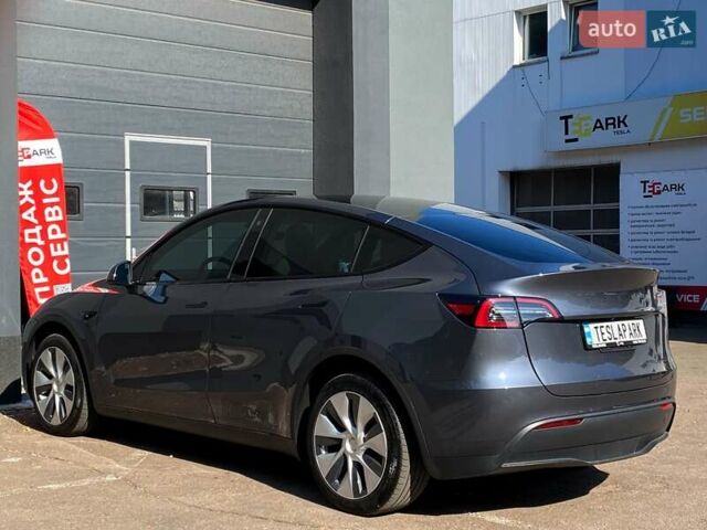 Серый Тесла Model Y, объемом двигателя 0 л и пробегом 32 тыс. км за 31999 $, фото 7 на Automoto.ua