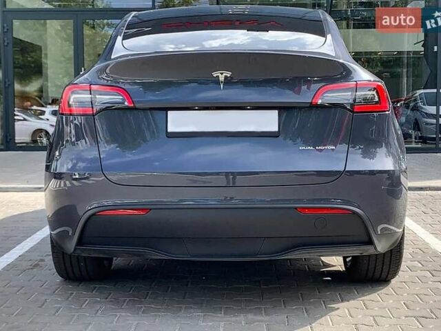 Серый Тесла Model Y, объемом двигателя 0 л и пробегом 4 тыс. км за 30000 $, фото 6 на Automoto.ua
