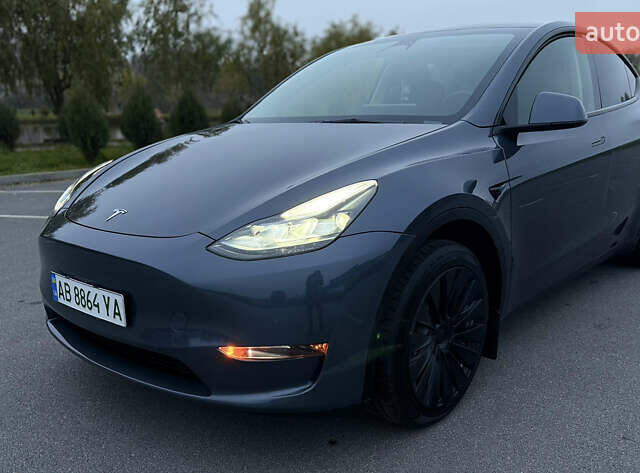 Серый Тесла Model Y, объемом двигателя 0 л и пробегом 32 тыс. км за 24900 $, фото 9 на Automoto.ua