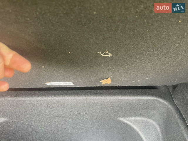 Серый Тесла Model Y, объемом двигателя 0 л и пробегом 41 тыс. км за 27300 $, фото 16 на Automoto.ua