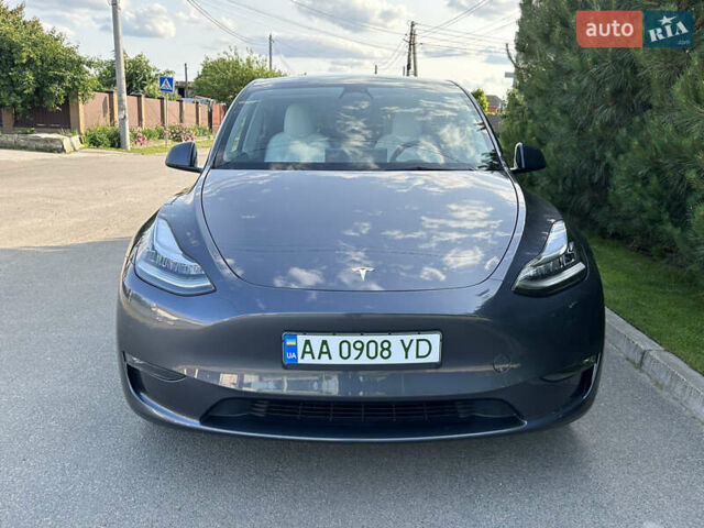 Серый Тесла Model Y, объемом двигателя 0 л и пробегом 55 тыс. км за 29500 $, фото 6 на Automoto.ua