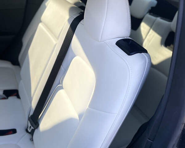 Сірий Тесла Model Y, об'ємом двигуна 0 л та пробігом 43 тис. км за 28500 $, фото 153 на Automoto.ua