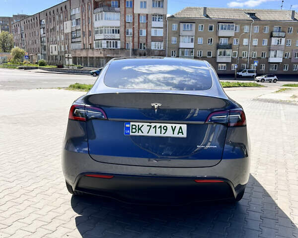 Серый Тесла Model Y, объемом двигателя 0 л и пробегом 38 тыс. км за 26900 $, фото 4 на Automoto.ua
