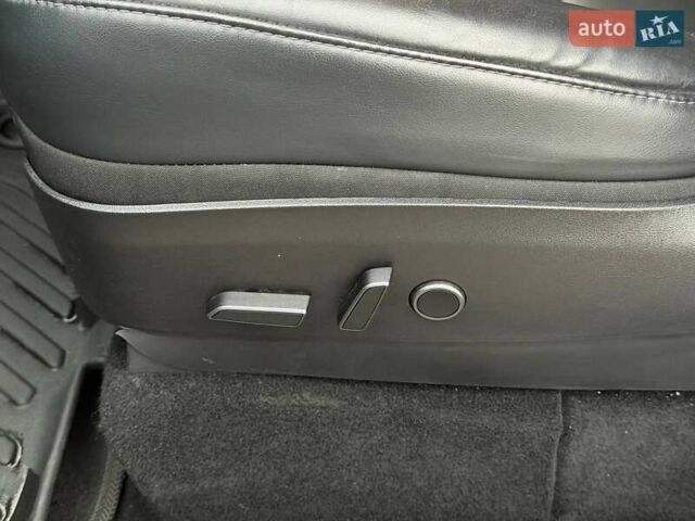 Сірий Тесла Model Y, об'ємом двигуна 0 л та пробігом 70 тис. км за 31500 $, фото 37 на Automoto.ua