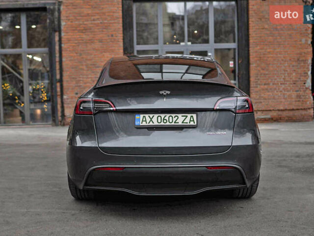 Серый Тесла Model Y, объемом двигателя 0 л и пробегом 5 тыс. км за 40900 $, фото 2 на Automoto.ua