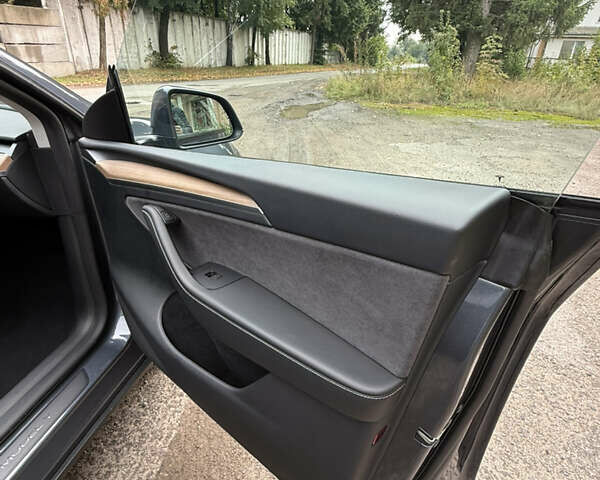 Сірий Тесла Model Y, об'ємом двигуна 0 л та пробігом 101 тис. км за 25000 $, фото 7 на Automoto.ua