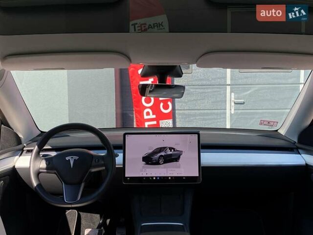 Серый Тесла Model Y, объемом двигателя 0 л и пробегом 32 тыс. км за 31999 $, фото 15 на Automoto.ua