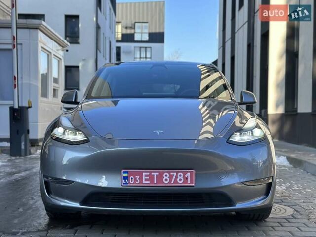 Серый Тесла Model Y, объемом двигателя 0 л и пробегом 29 тыс. км за 40000 $, фото 6 на Automoto.ua