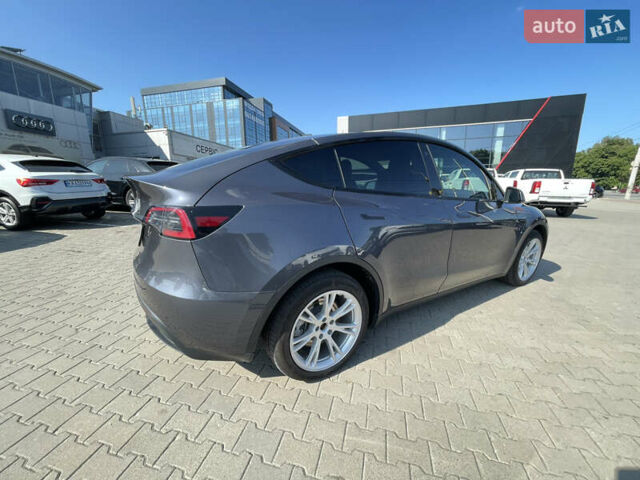Серый Тесла Model Y, объемом двигателя 0 л и пробегом 60 тыс. км за 28000 $, фото 28 на Automoto.ua