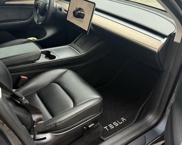 Сірий Тесла Model Y, об'ємом двигуна 0 л та пробігом 37 тис. км за 26800 $, фото 9 на Automoto.ua