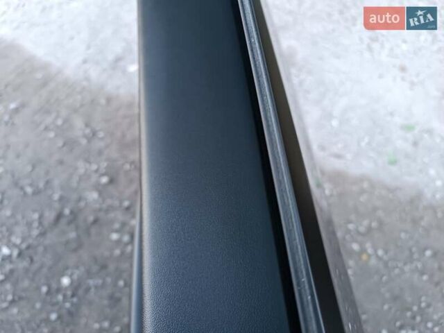 Серый Тесла Model Y, объемом двигателя 0 л и пробегом 43 тыс. км за 33333 $, фото 18 на Automoto.ua