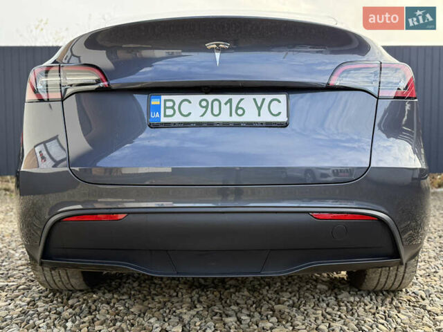 Сірий Тесла Model Y, об'ємом двигуна 0 л та пробігом 28 тис. км за 27900 $, фото 33 на Automoto.ua