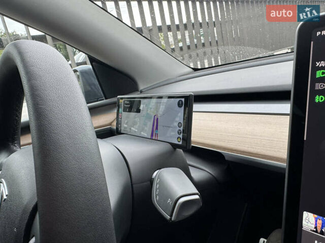 Серый Тесла Model Y, объемом двигателя 0 л и пробегом 28 тыс. км за 29000 $, фото 52 на Automoto.ua