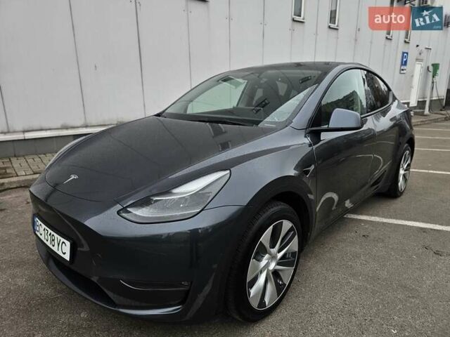Серый Тесла Model Y, объемом двигателя 0 л и пробегом 23 тыс. км за 27000 $, фото 13 на Automoto.ua