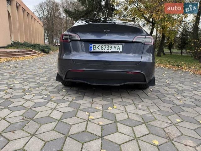 Тесла Model Y 2023 в Ровно на Automoto.ua Серый Тесла Model Y, объемом двигателя 0 л и пробегом 30 тыс. км за 30000 $, фото 25 на Automoto.ua