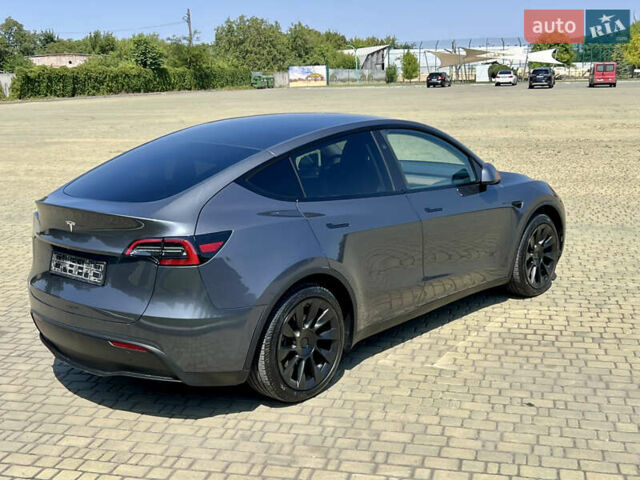 Серый Тесла Model Y, объемом двигателя 0 л и пробегом 45 тыс. км за 23700 $, фото 46 на Automoto.ua