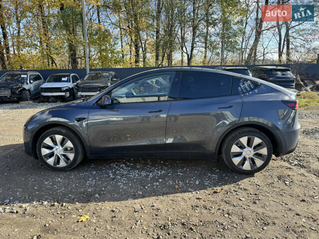 Серый Тесла Model Y, объемом двигателя 0 л и пробегом 22 тыс. км за 21900 $, фото 4 на Automoto.ua
