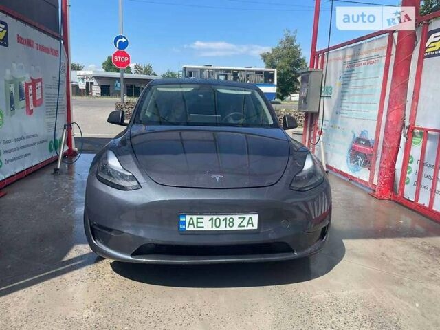 Серый Тесла Model Y, объемом двигателя 0 л и пробегом 11 тыс. км за 37500 $, фото 1 на Automoto.ua