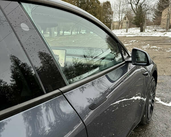 Серый Тесла Model Y, объемом двигателя 0 л и пробегом 28 тыс. км за 28200 $, фото 21 на Automoto.ua