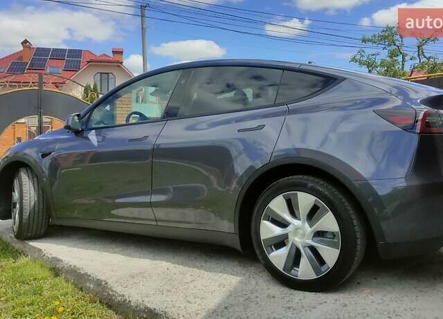 Серый Тесла Model Y, объемом двигателя 0 л и пробегом 30 тыс. км за 32350 $, фото 24 на Automoto.ua