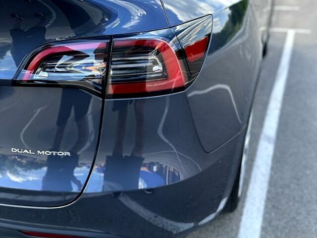 Серый Тесла Model Y, объемом двигателя 0 л и пробегом 13 тыс. км за 28650 $, фото 5 на Automoto.ua