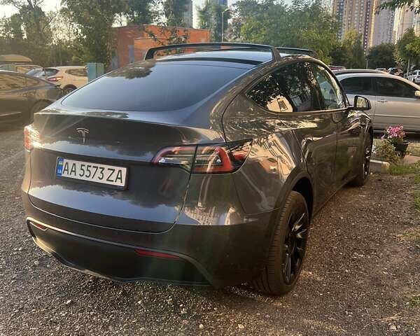 Серый Тесла Model Y, объемом двигателя 0 л и пробегом 17 тыс. км за 33900 $, фото 33 на Automoto.ua