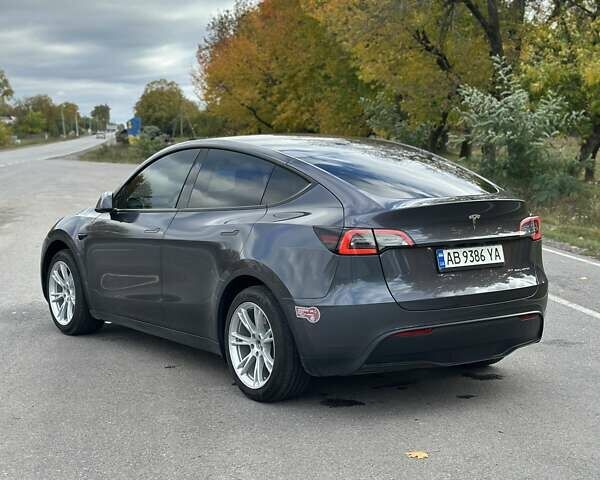 Сірий Тесла Model Y, об'ємом двигуна 0 л та пробігом 51 тис. км за 27000 $, фото 4 на Automoto.ua