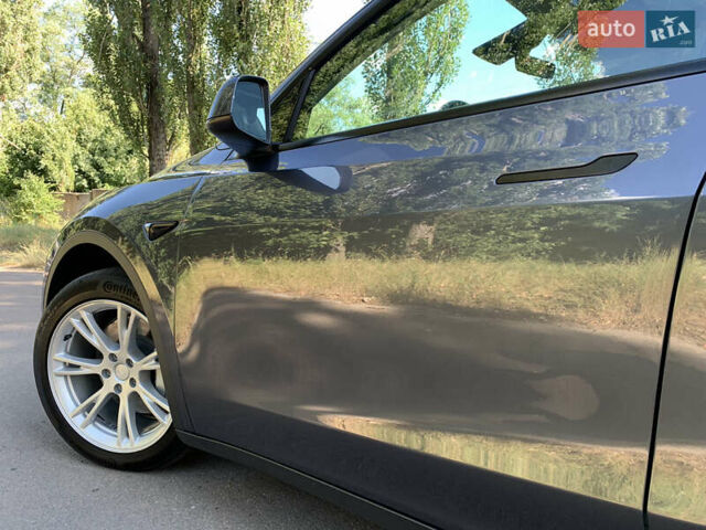 Серый Тесла Model Y, объемом двигателя 0 л и пробегом 47 тыс. км за 28028 $, фото 16 на Automoto.ua