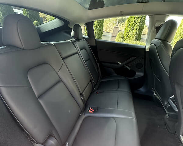 Тесла Model Y 2023 у Чернівцях на Automoto.ua Сірий Тесла Model Y, об'ємом двигуна 0 л та пробігом 20 тис. км за 23500 $, фото 12 на Automoto.ua