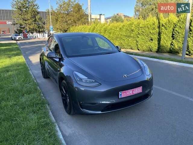 Тесла Model Y 2023 у Луцьку на Automoto.ua Сірий Тесла Model Y, об'ємом двигуна 0 л та пробігом 40 тис. км за 27900 $, фото 40 на Automoto.ua