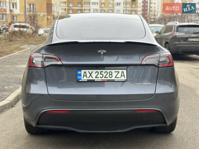 Серый Тесла Model Y, объемом двигателя 0 л и пробегом 20 тыс. км за 27000 $, фото 4 на Automoto.ua