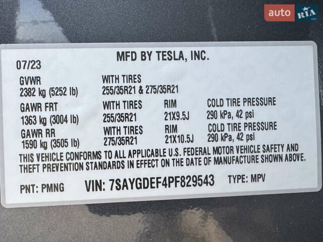 Серый Тесла Model Y, объемом двигателя 0 л и пробегом 28 тыс. км за 29000 $, фото 49 на Automoto.ua
