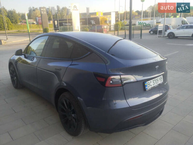 Серый Тесла Model Y, объемом двигателя 0 л и пробегом 10 тыс. км за 32700 $, фото 4 на Automoto.ua