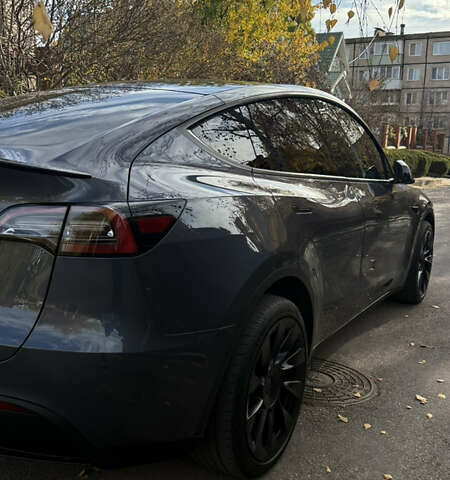 Серый Тесла Model Y, объемом двигателя 0 л и пробегом 25 тыс. км за 30500 $, фото 6 на Automoto.ua