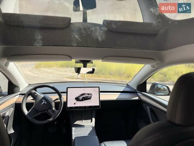 Серый Тесла Model Y, объемом двигателя 0 л и пробегом 71 тыс. км за 29000 $, фото 22 на Automoto.ua