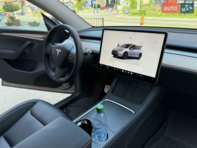 Серый Тесла Model Y, объемом двигателя 0 л и пробегом 20 тыс. км за 42900 $, фото 50 на Automoto.ua